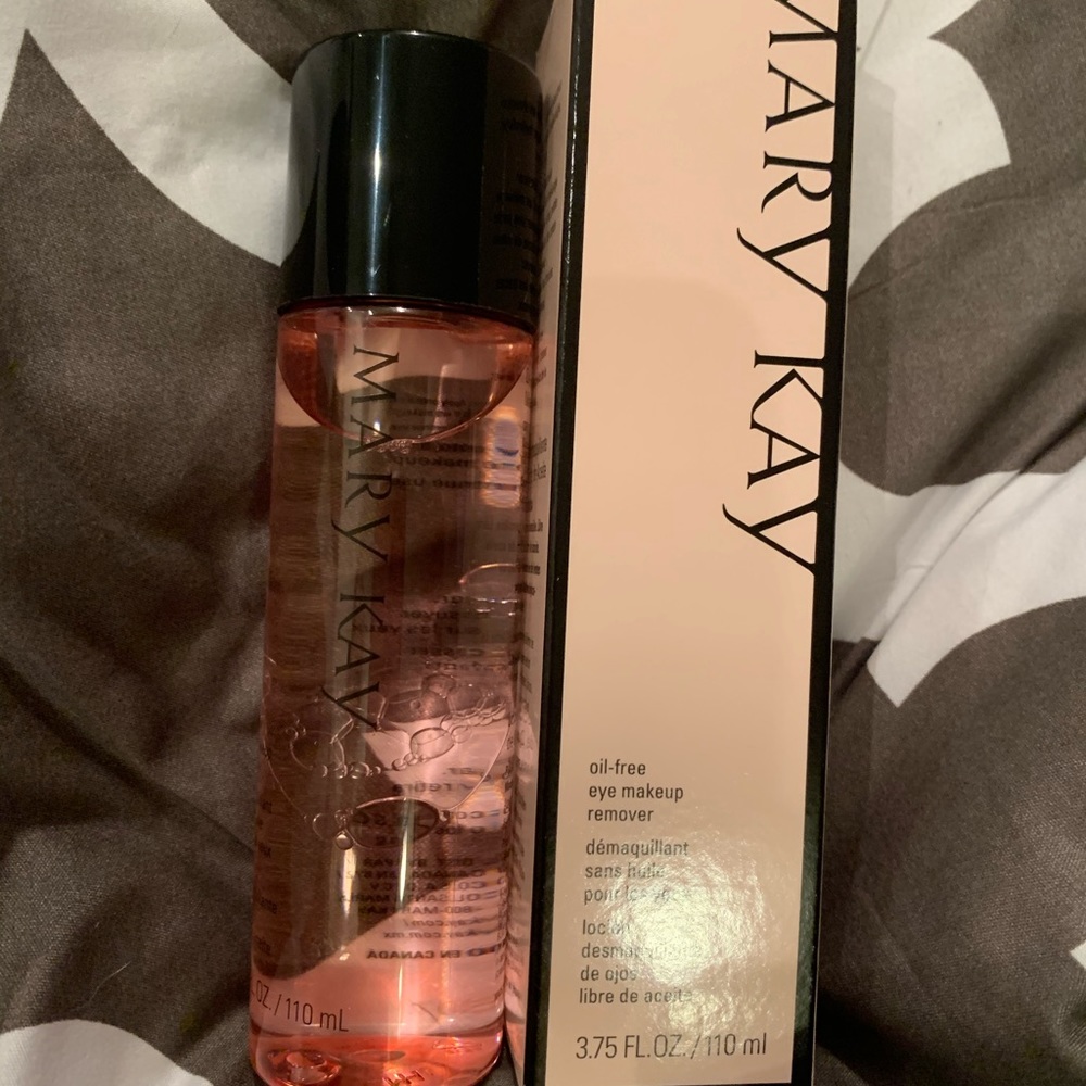 Mary Kay eye make up remover